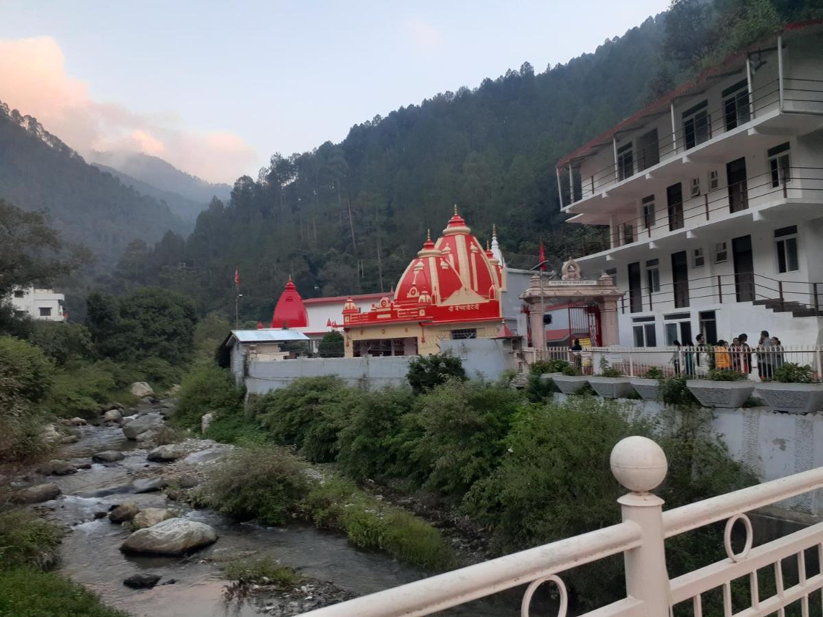 Hotel Goludev Valley View ナイニタール エクステリア 写真